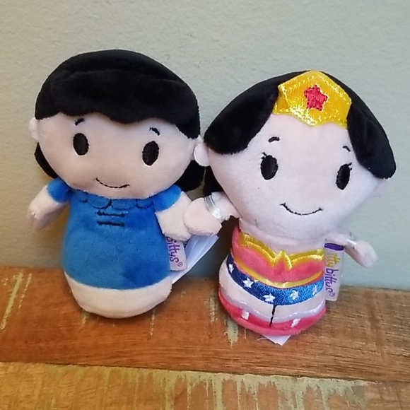 2 - Hallmark Itty Bittys - Picture 2 of 5